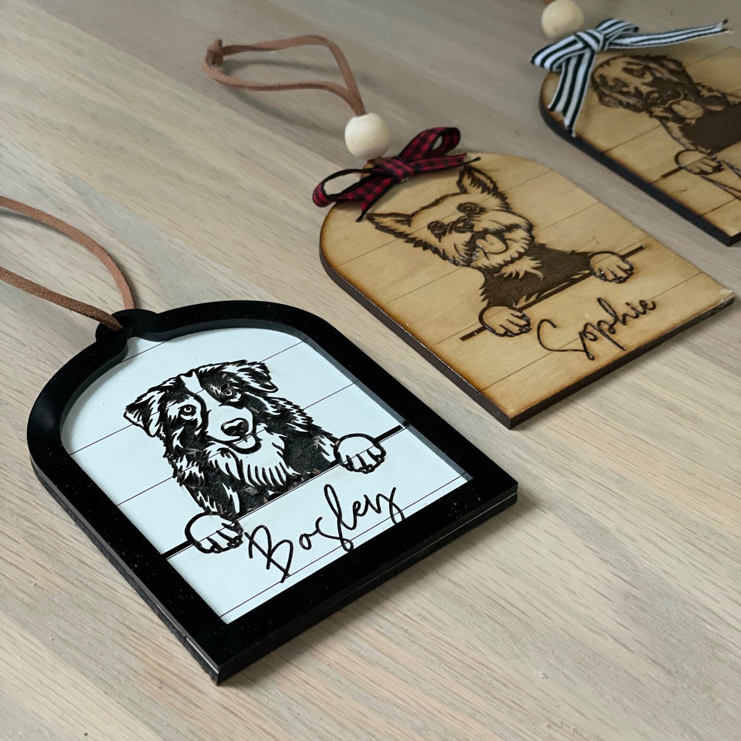 Personalized dog ornament, Golden retriever ornament, goldendoodle ornament, German shepherd ornament, custom pet ornament, doodle ornament